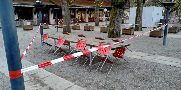 Bern - geschlossene Restaurantterrasse