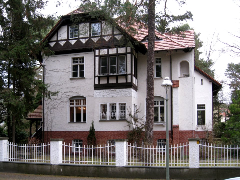 Bernadottestraße 68 Berlin-Dahlem