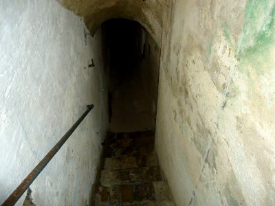 Bermuda (UK) image number 139 narrow passageway to move munitions at Fort St. Catherine photo