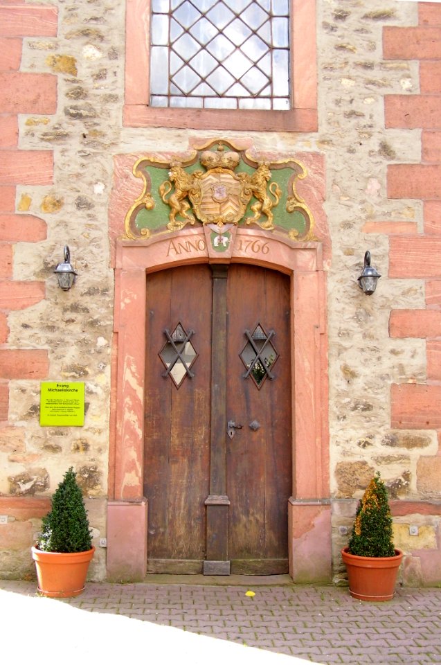 Berkersheim, Kirche, Tür