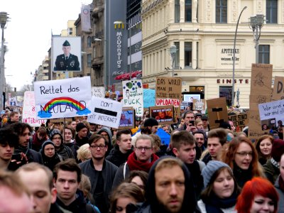 Berlin gegen 13 demonstration 24