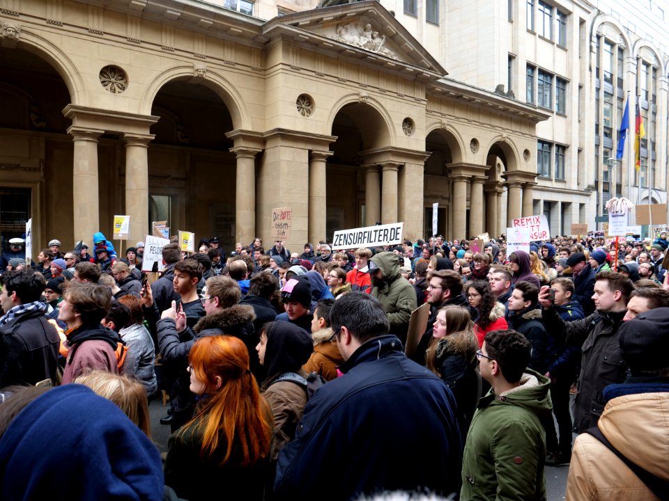 Berlin gegen 13 demonstration 37