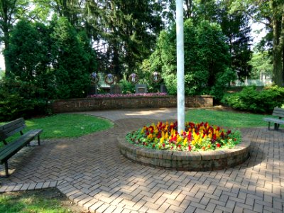 Berkeley Heights NJ memorial plaza near train station