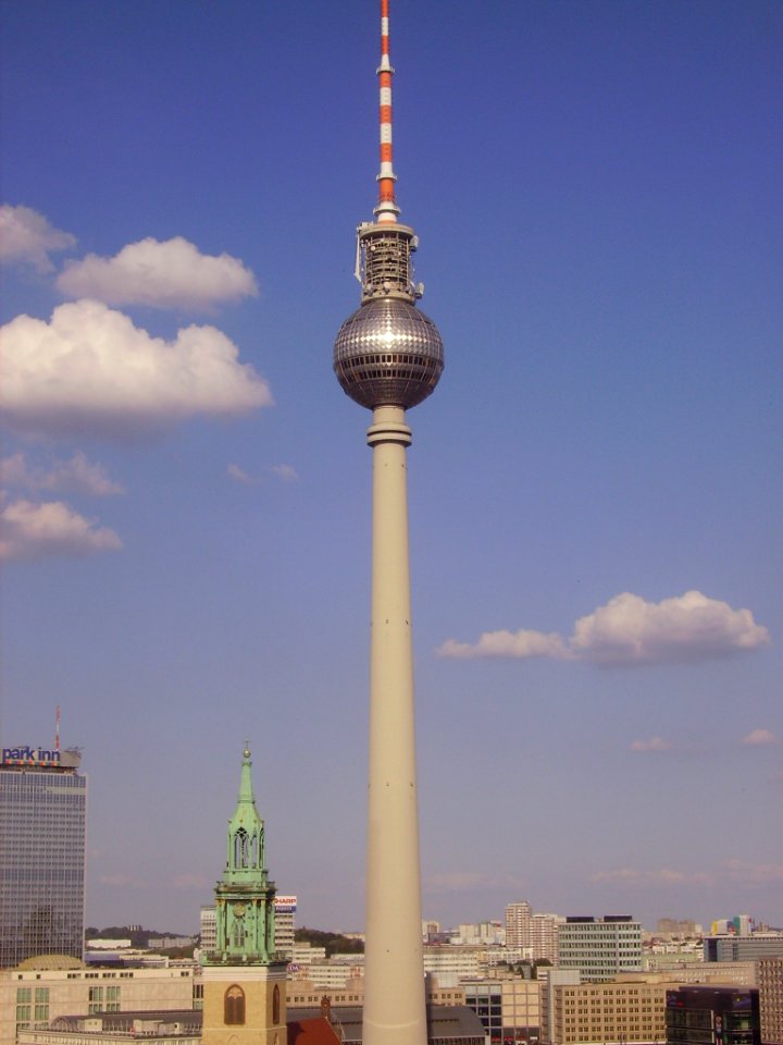 Berlin Fernsehturm A photo