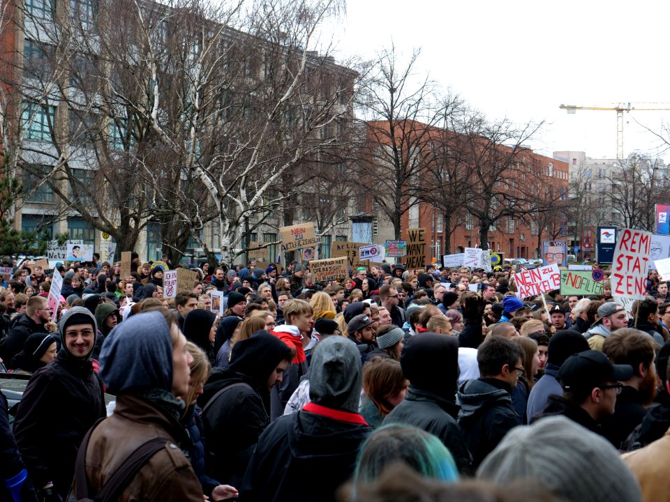 Berlin gegen 13 demonstration 15