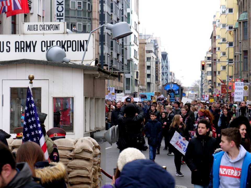 Berlin gegen 13 demonstration 19