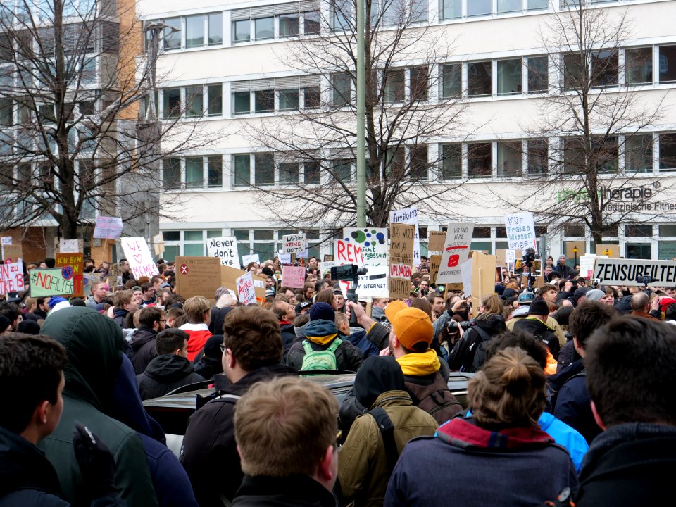 Berlin gegen 13 demonstration 12