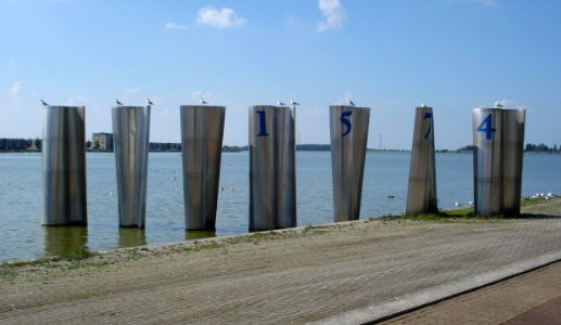 Bergen op zoom kunstwerk windvanen
