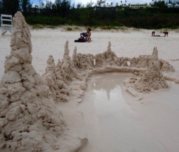 Bermuda (UK) image number 291 sandcastles and beach photo