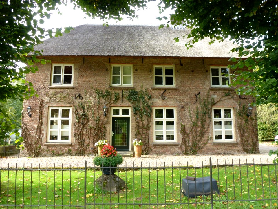Berg en Dal (Groesbeek) Zevenheuvelenweg 57 (02)
