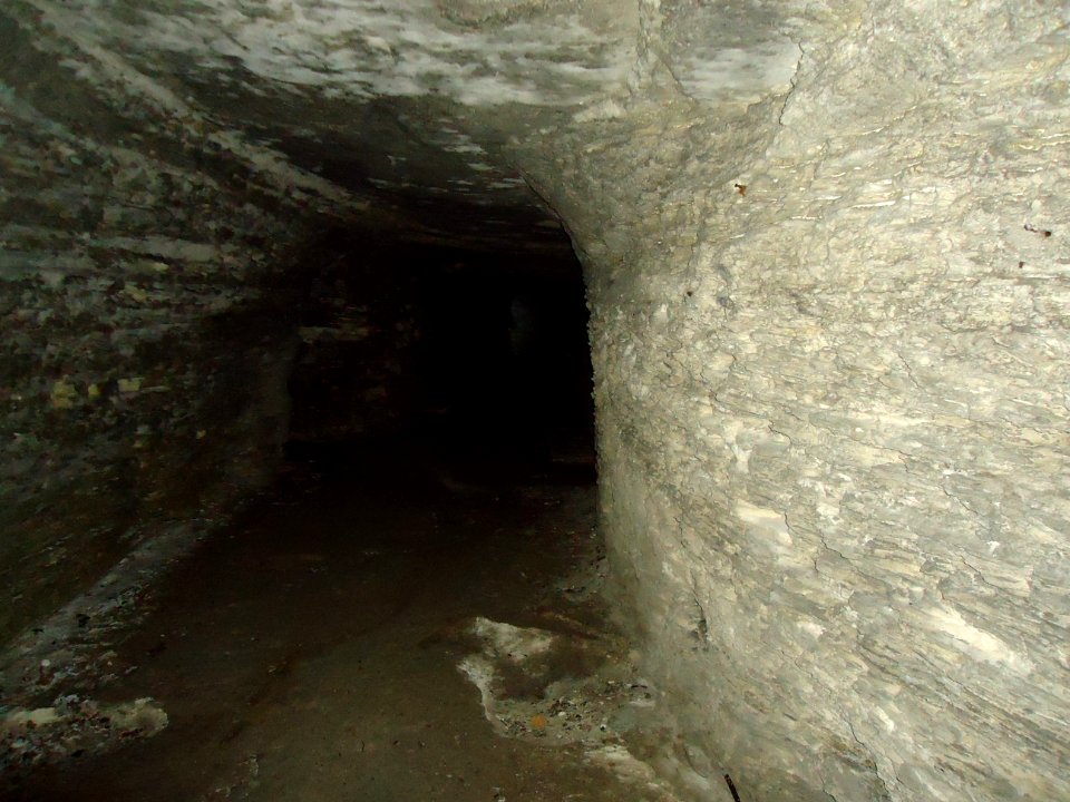 Bermuda (UK) image number 305 cave