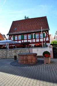 Bergen-Enkheim, Am Michlerbrunnen 13