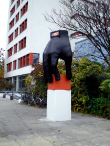 Berlin Tiergarten clock sculpture