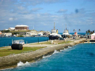 Bermuda (UK) image number 424 wharf with tugboats photo