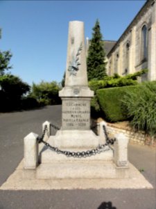 Bernières (Seine-Mar.) monument aux morts
