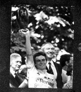 Bernhard Hinault tijdens huldiging Tour de France, Bestanddeelnr 929-8769