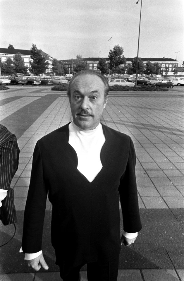 Beroemde modeontwerpers waren aanwezig zijn P. en C. modeshow 100-jarig bestaan , Bestanddeelnr 922-8729