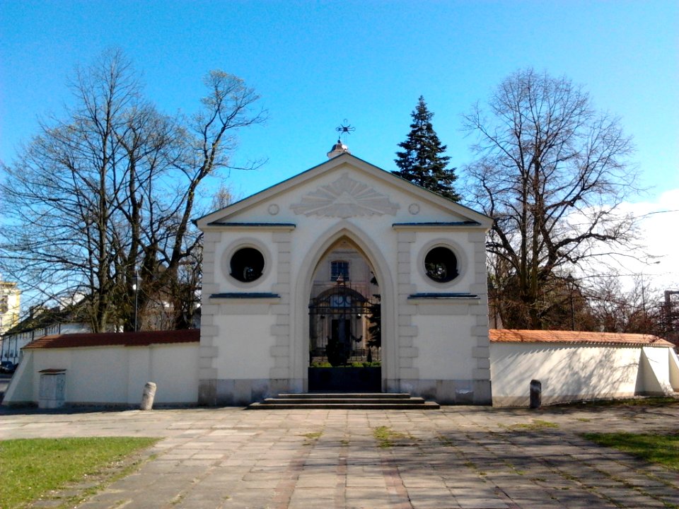 Bernardine Monastery in Warsaw 01