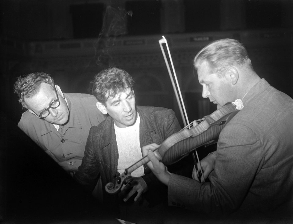 BernsteinDamen1950