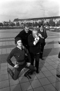 Beroemde modeontwerpers waren aanwezig zijn P. en C. modeshow 100-jarig bestaan , Bestanddeelnr 922-8726