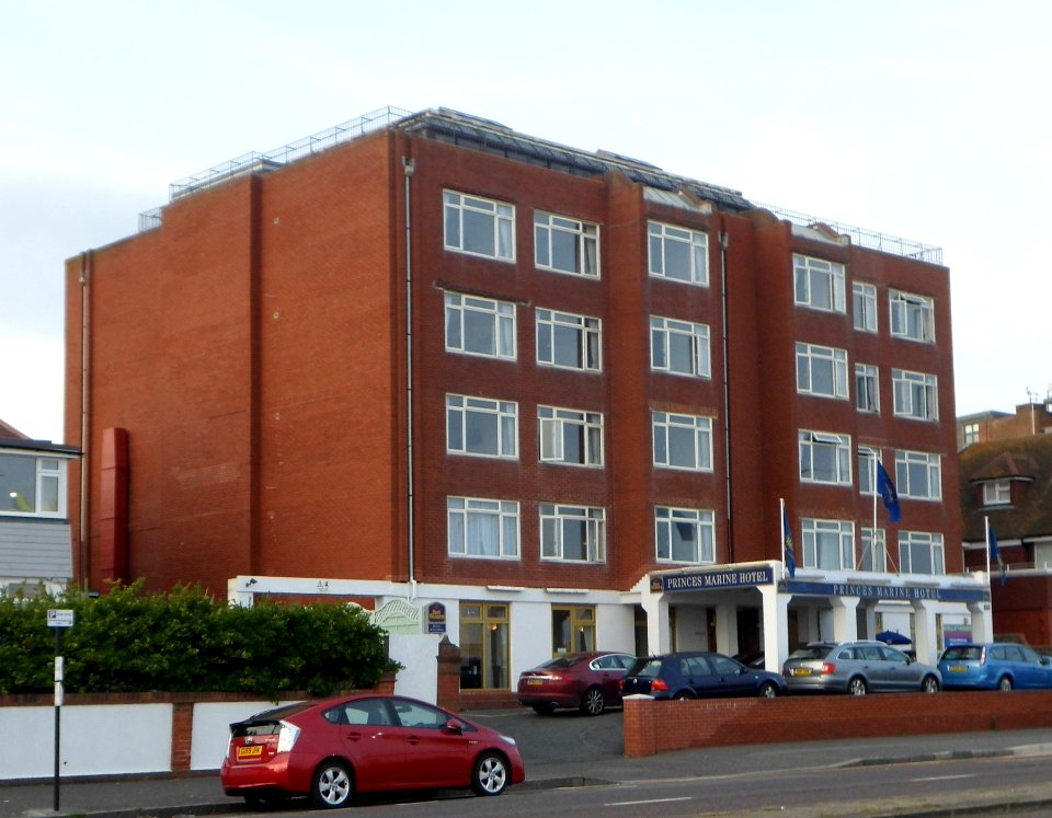 Best Western Princes Marine Hotel, 153 Kingsway, Hove (August 2013)