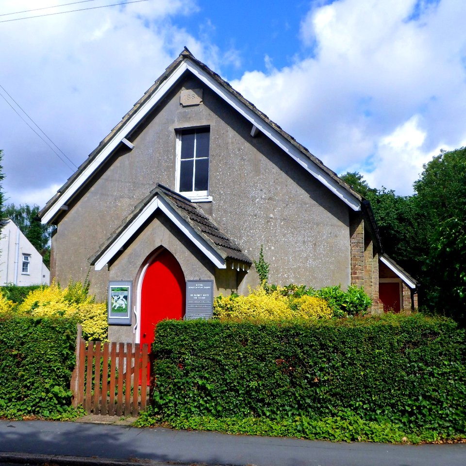 Bethel Strict Baptist Chapel, Chapel Road, Tadworth (August 2013) (2)