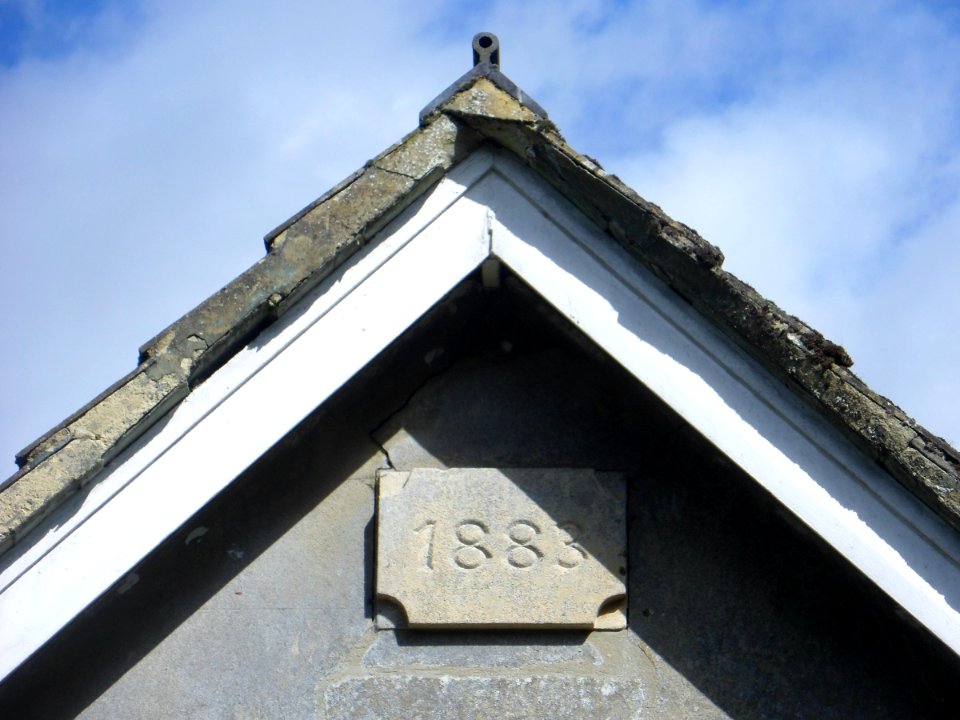 Bethel Strict Baptist Chapel, Chapel Road, Tadworth (August 2013) (Datestone)