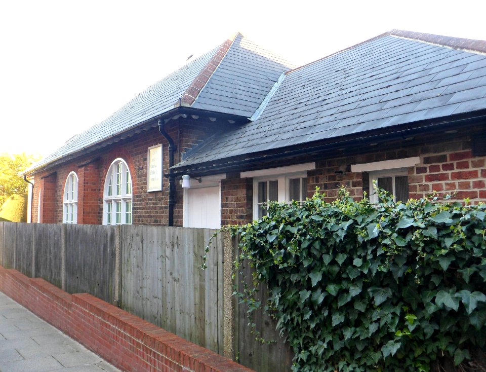 Bethel Strict Baptist Chapel, The Bars, Guildford (April 2014, from South)