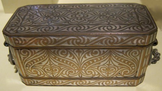 Betel box from the Philippines, Mindanao, Maranao people, probably 20th century, copper alloy with silver inlay, HAA photo