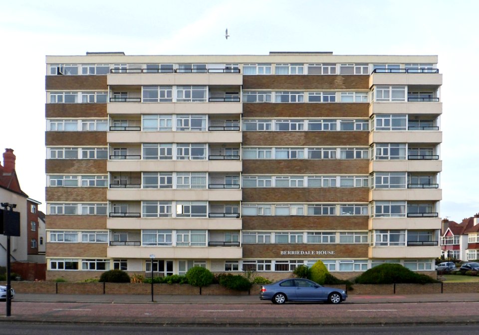 Berriedale House, Kingsway, Hove (August 2013) (1)