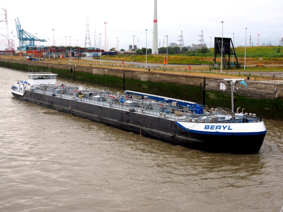 Beryl - ENI 02336040, Berendrechtsluis, Port of Antwerp pic2