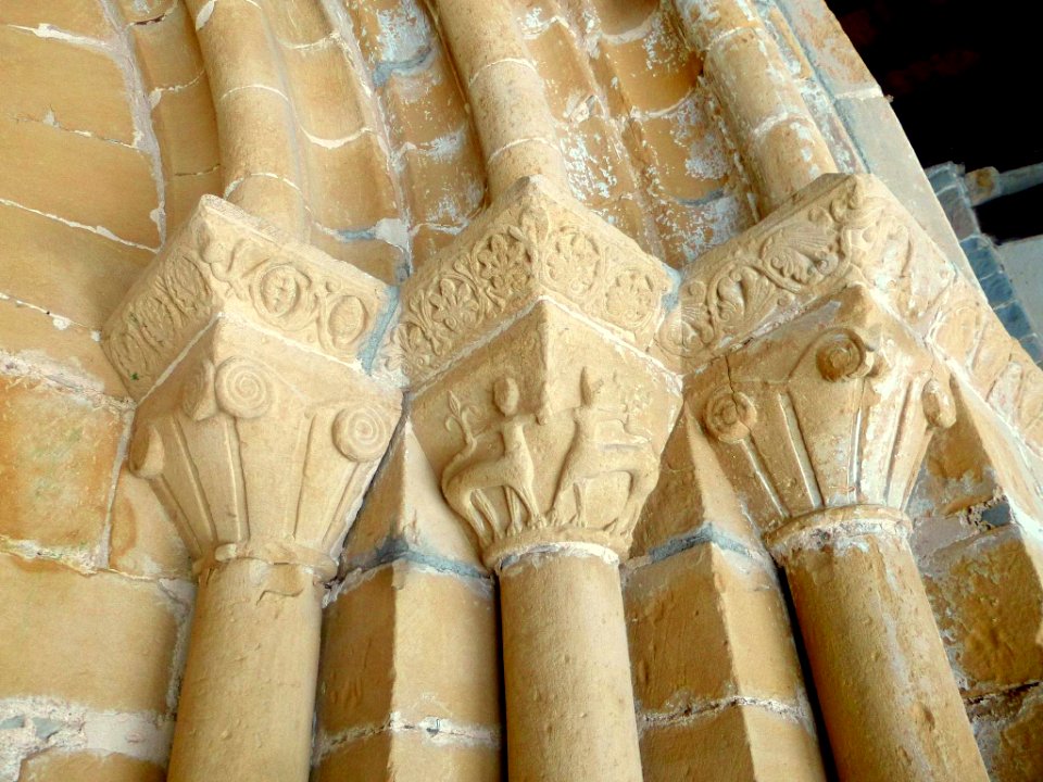 Berrioplano - Iglesia de la Purificación de Nuestra Señora, portada 3