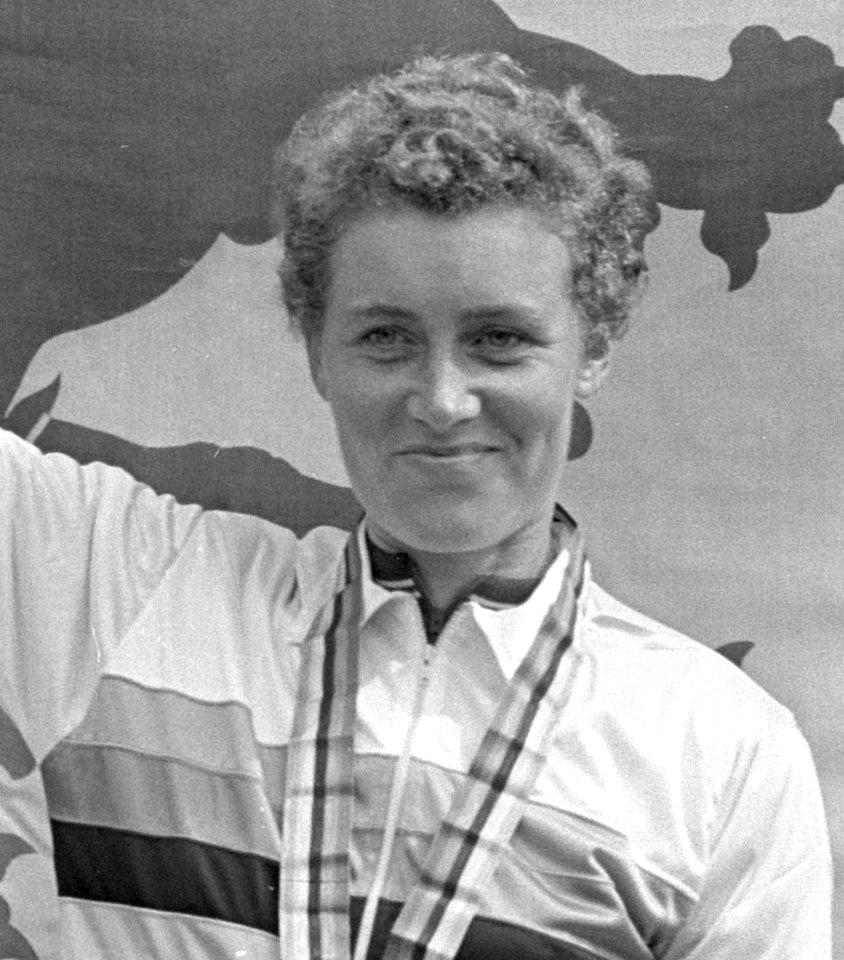 Beryl Burton 1967 (cropped)