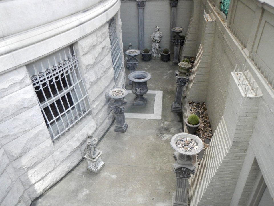 Berwind house 2 E64th St patio jeh