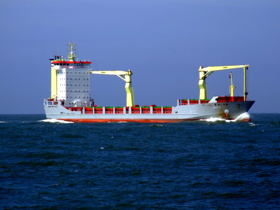 Berta IMO 9184225 approaching Port of Rotterdam 19-Apr-2007