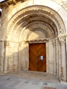 Besalú - Hospital de Sant Julià 2