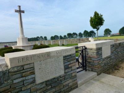 Bertenacre Military Cemetery 02 photo