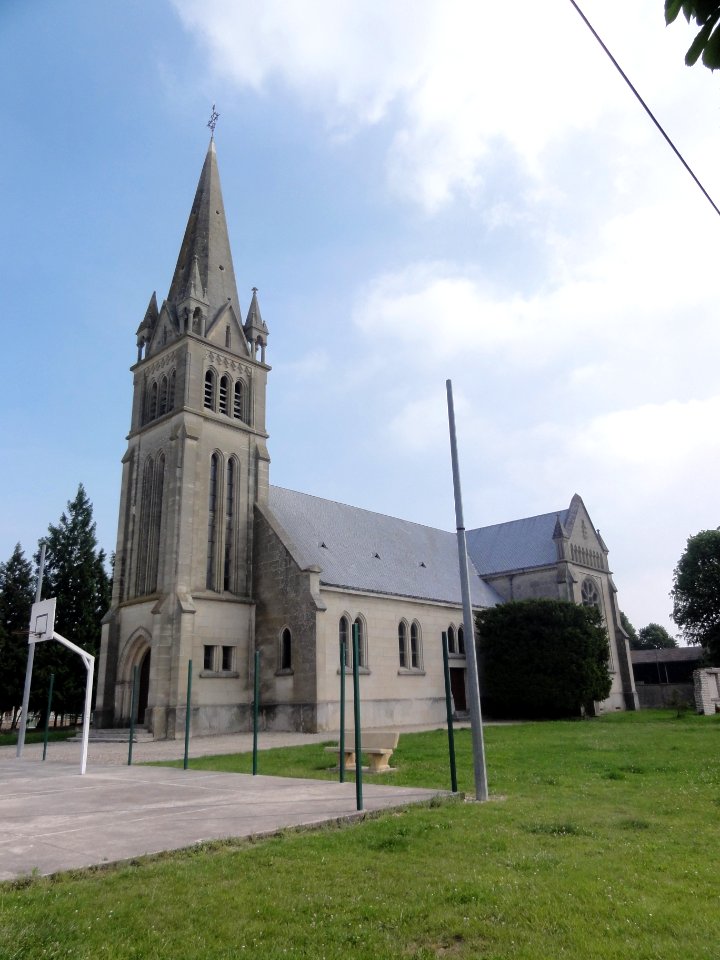 Berry-au-Bac (Aisne) Église