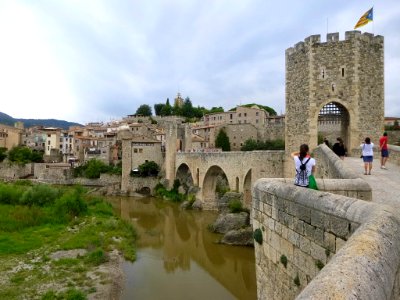 Besalú - Pont Vell 07
