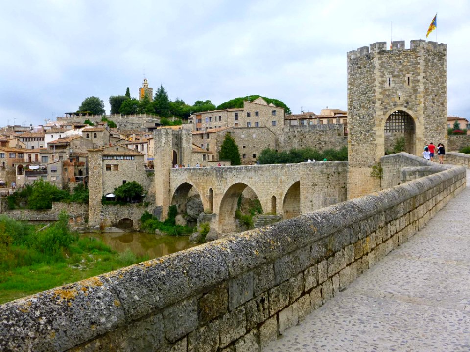 Besalú - Pont Vell 10