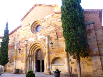 Benavente - Iglesia de San Juan del Mercado, exterior 05