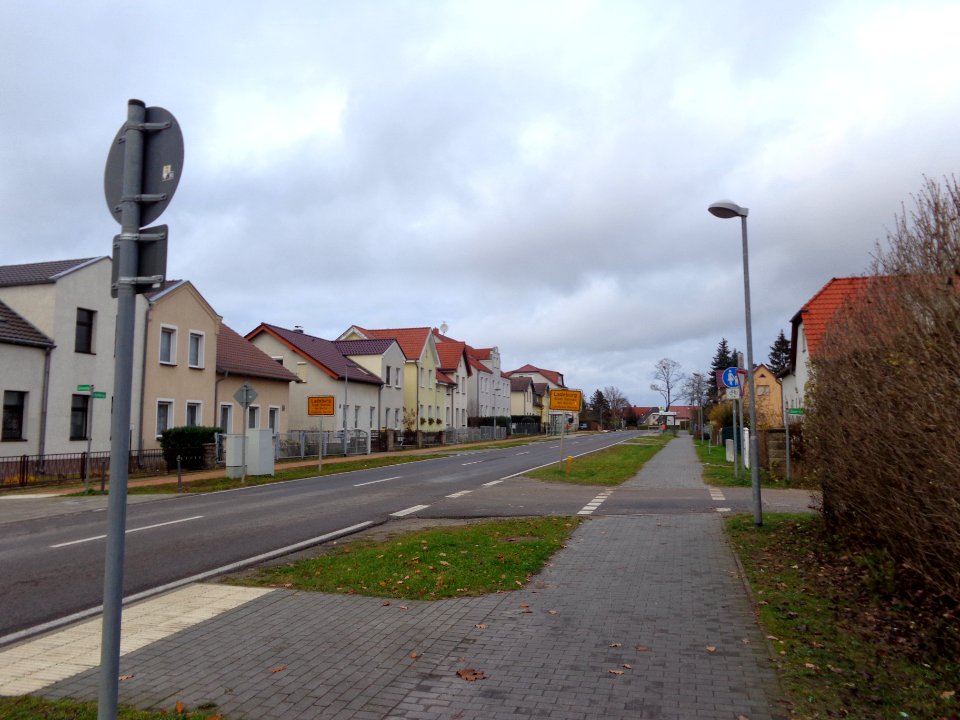 Bernau-Beginn des Ortsteils Ladeburg
