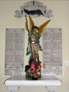 Bertrichamps (M-et-M) église, plaques monument aux morts
