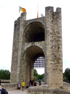 Besalú - Pont Vell 05