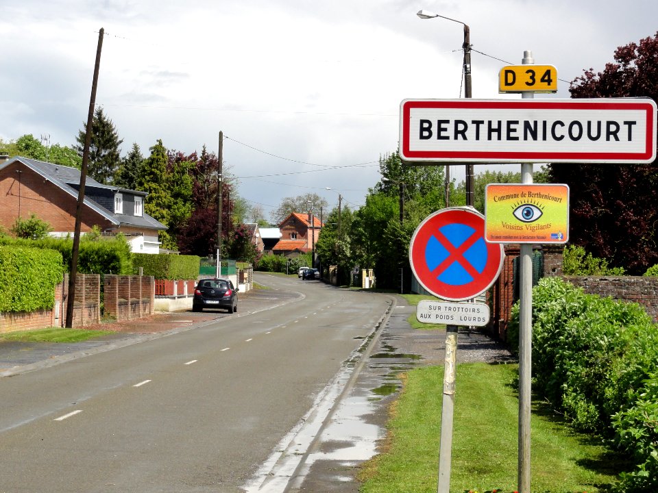 Berthenicourt (Aisne) city limit sign