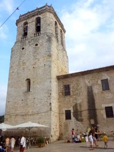 Besalú - Monasterio de Sant Pere 06
