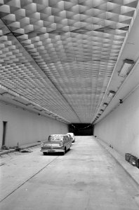 Beneluxtunnel bijna gereed, entree van de tunnel bij Vlaardingen, Bestanddeelnr 920-3270