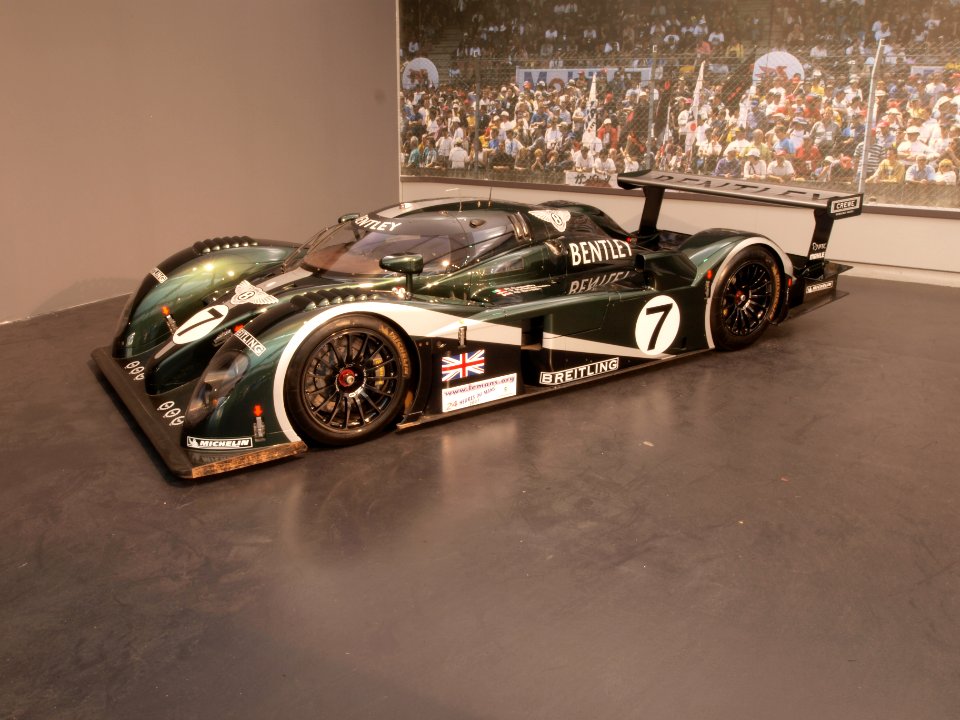 Bentley racing car