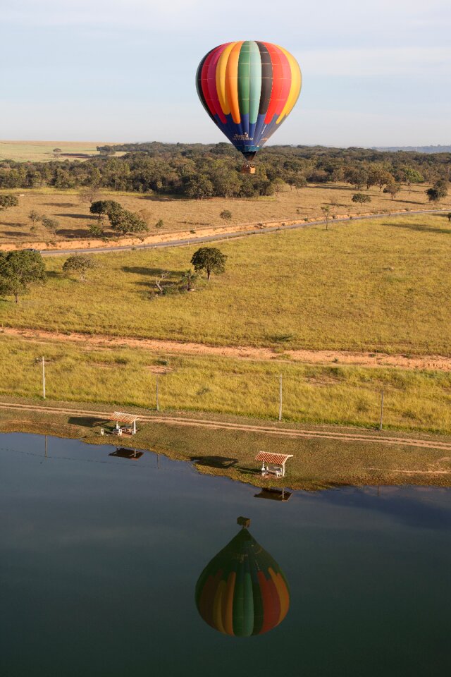 Hot air ballooning balloon flight hot-air ballooning