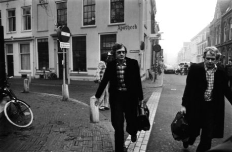 Berechting RAF-lid Kurt Folkerts in Utrecht verdediger Bakker Schut verlaat ger, Bestanddeelnr 929-4927
